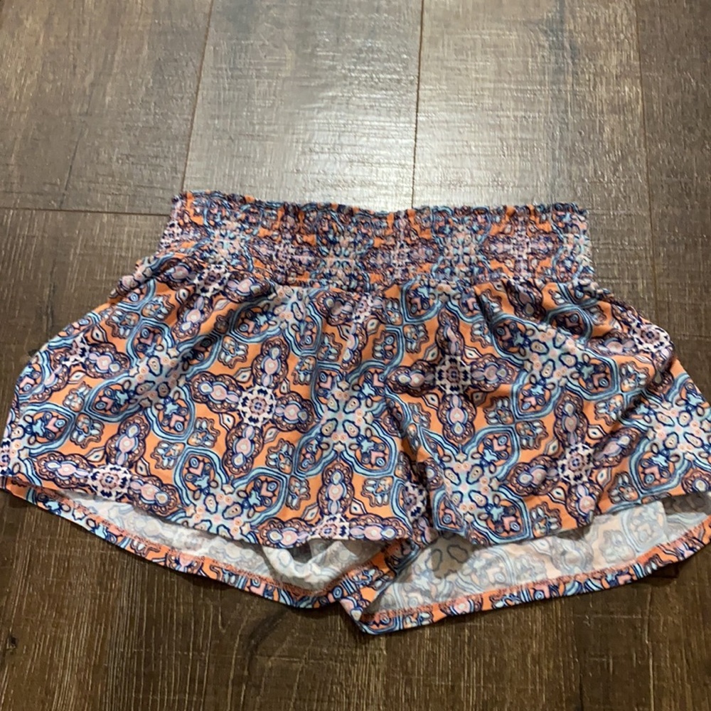 Bundle Cozy Shorts - Picture 4 of 5